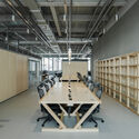 Genesis Headquarters Office / COM - Interior Photography, Table